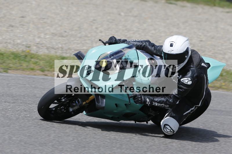 /09 19.04.2026  Caremotion get faster ADR/Gruppe gelb/44